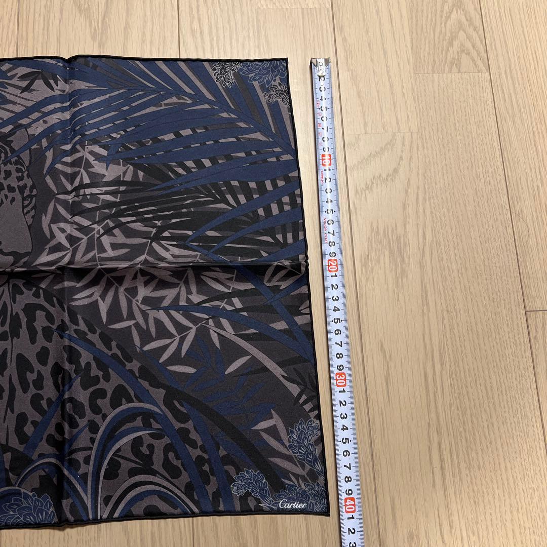 toyo様　Cartier パンテール　100% シルクスカーフ