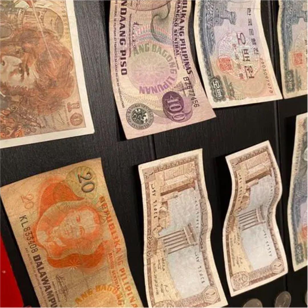 貴重な外国紙幣と硬貨のセット✨ビートルズ記念付き❤️