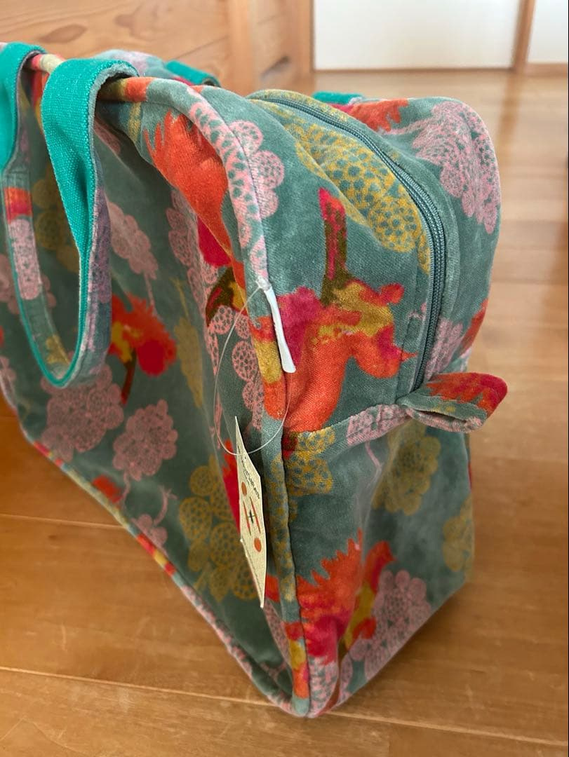 Les touristes レ・トゥーリスト ベルベットバッグ