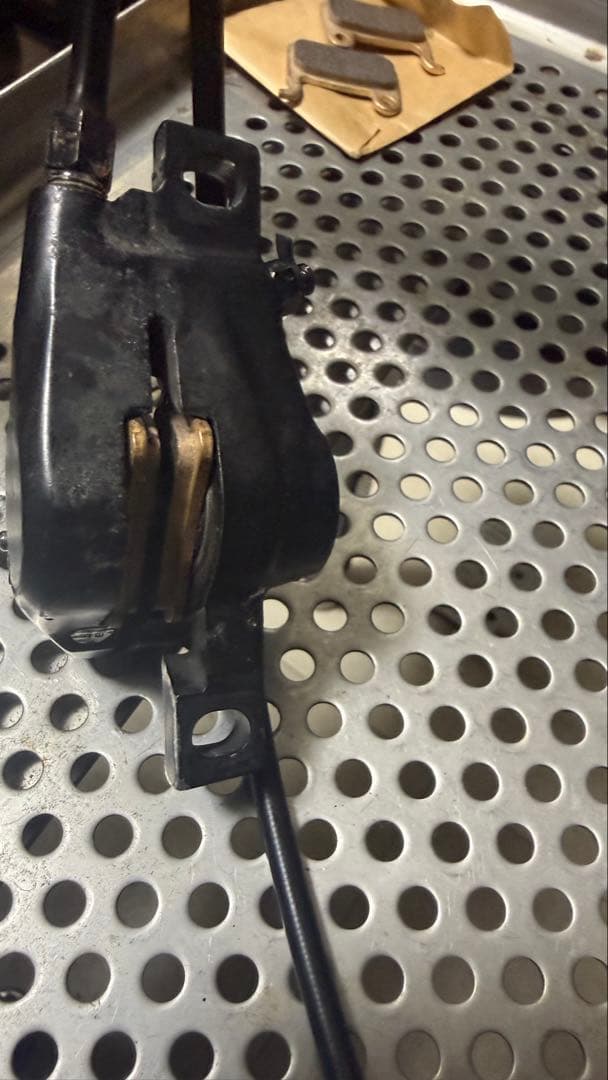 Shimano Deore XT M775ブレーキ（前後）+純正メタル1セット