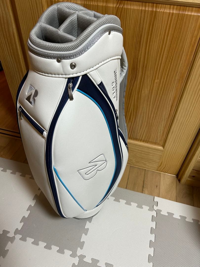 ブリヂストン ゴルフバッグ キャディバッグ ホワイト×ネイビー 室内保管