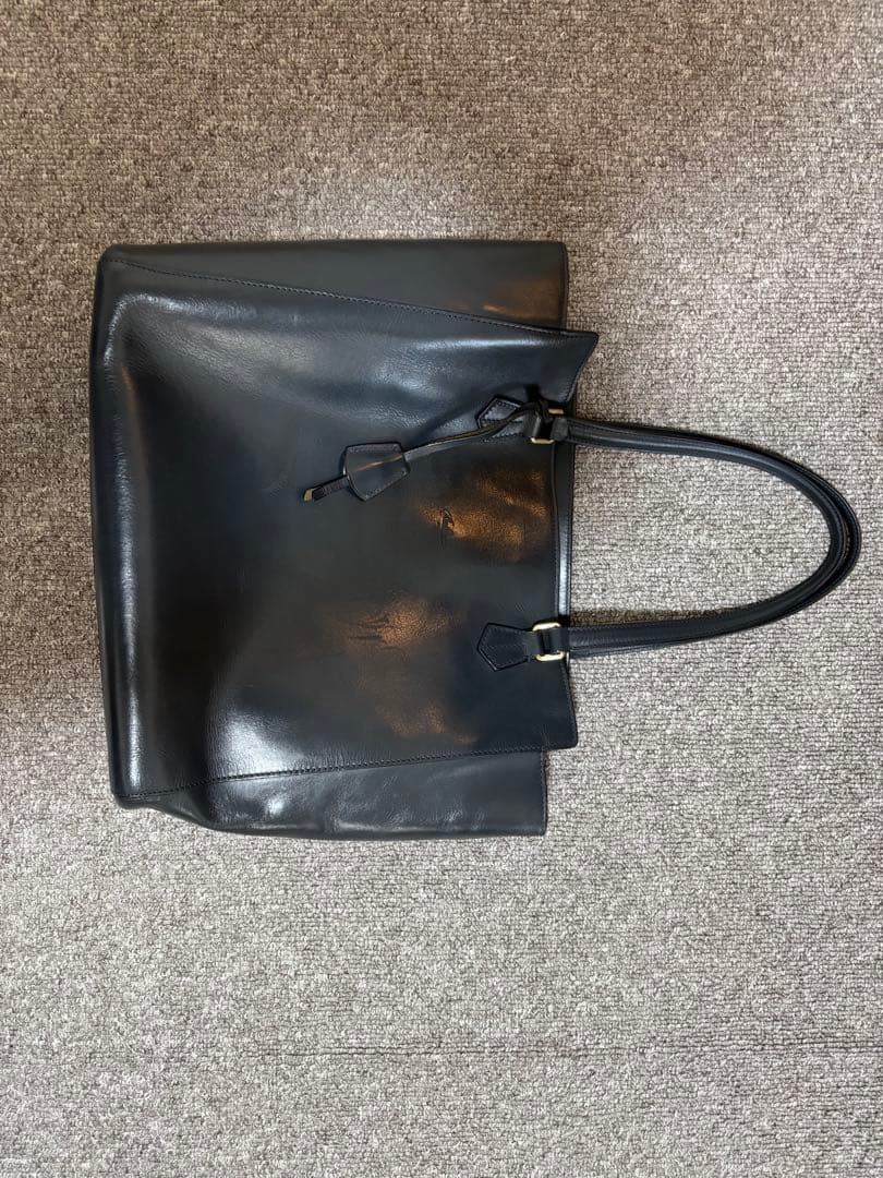 【K】ボルドリーニセレリアレア　 ネイビートートバッグ