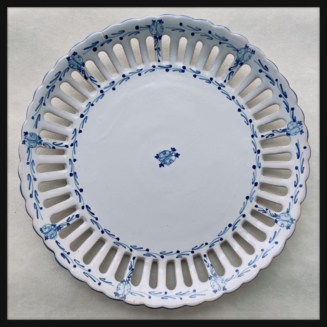 北フランス　ハンドペイント　透かしプレート　ヴィンテージ