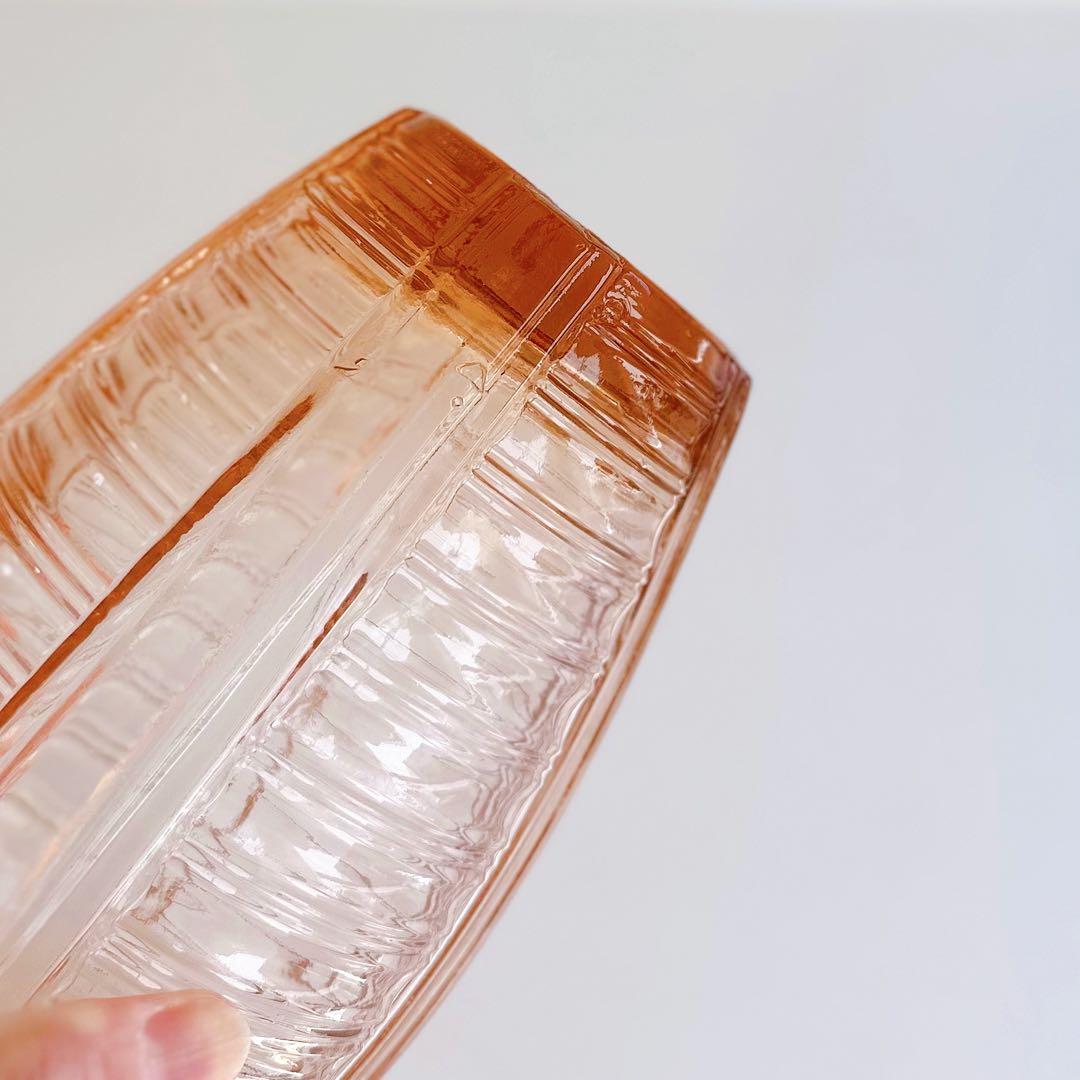 ヴィンテージ ピンクガラスのフラワーベース 花瓶 アール・デコ フランス