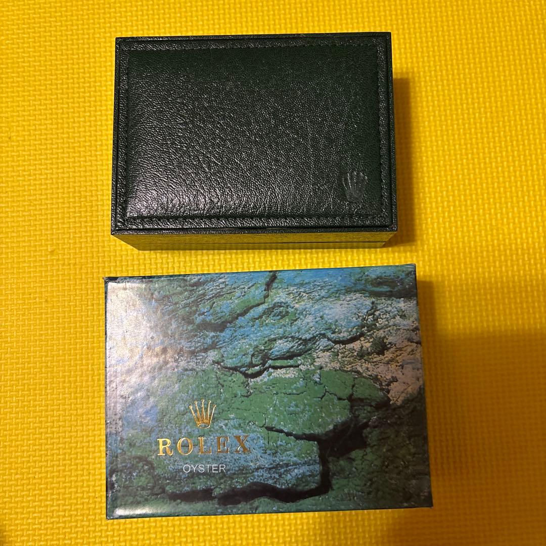 ROLEX OYSTER ケースと内箱
