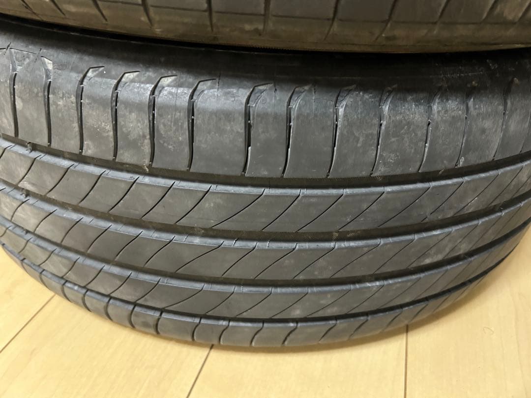 専用品225/50R18 ミシュランタイヤ4本セット