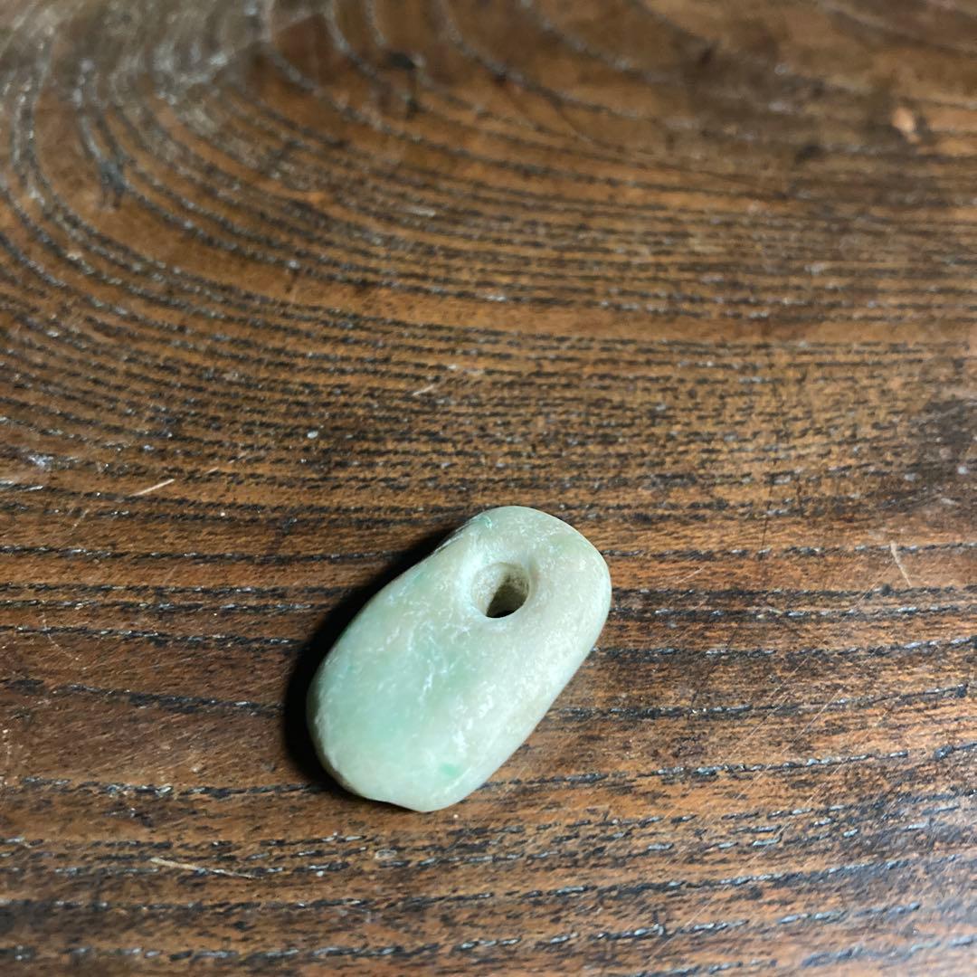 赤札閉店セール❗️【ギャラリー三益】古美術　翡翠勾玉