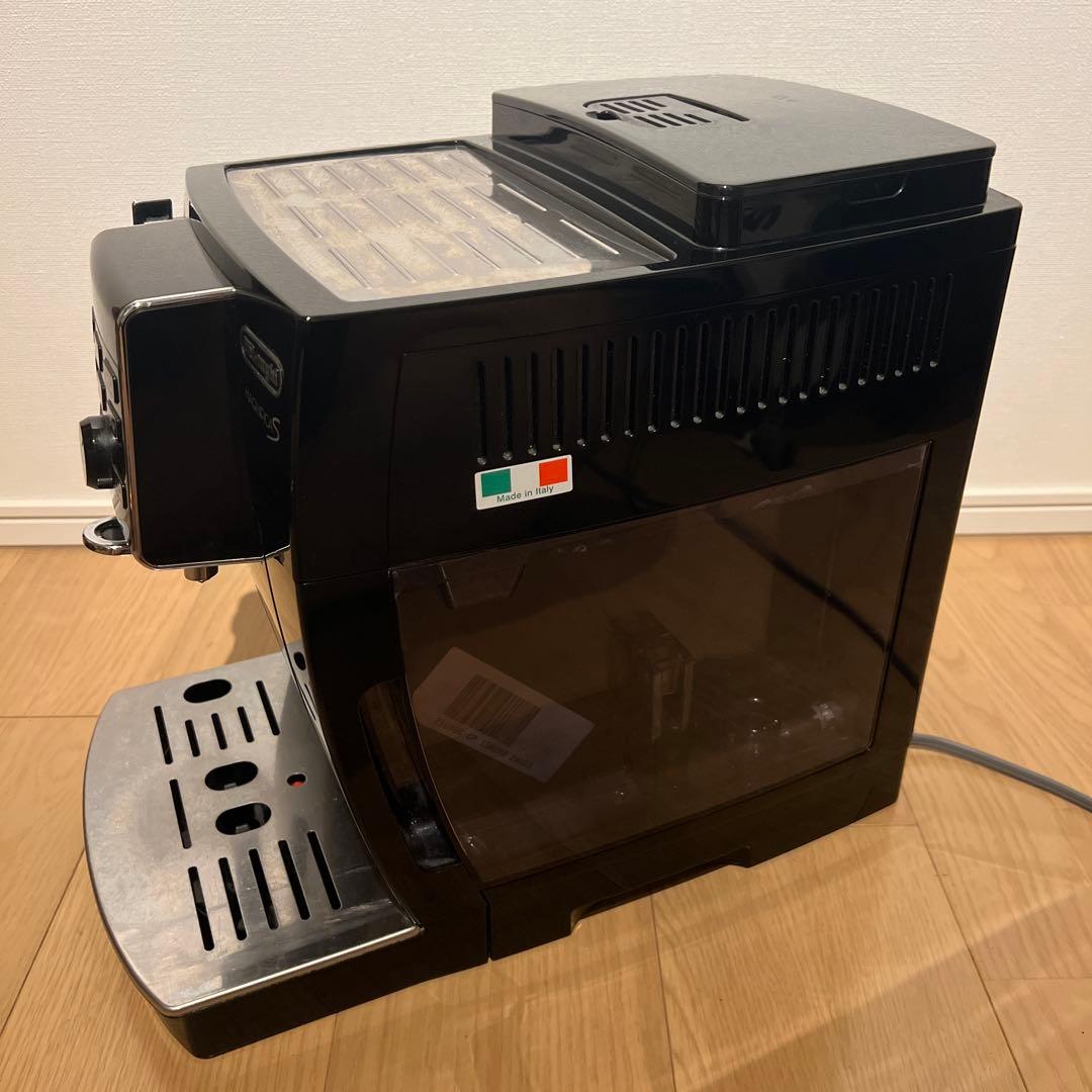 デロンギ　マグニフィカS　コンパクト全自動エスプレッソマシンECAM23120B