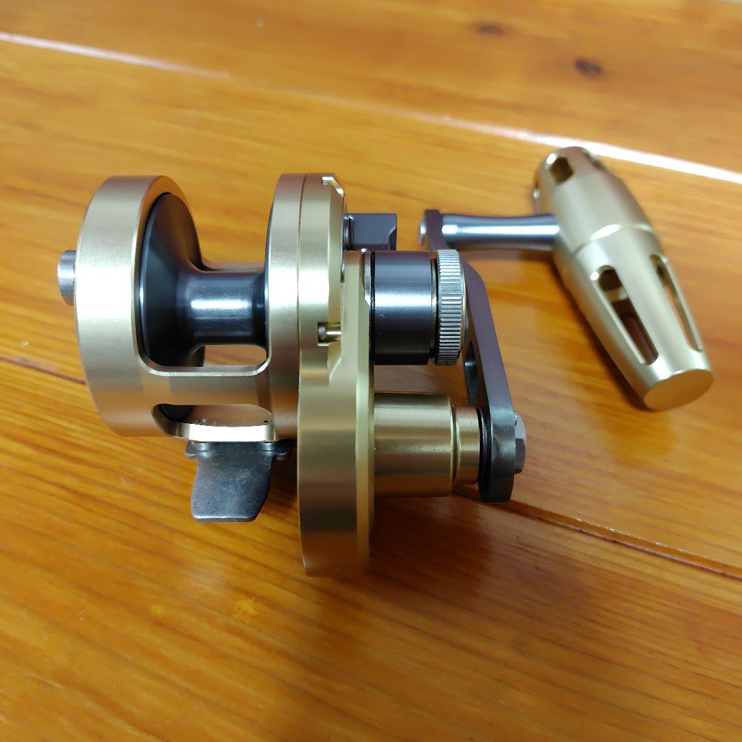 BT200L 両軸リール ゴールド 左ハンドル