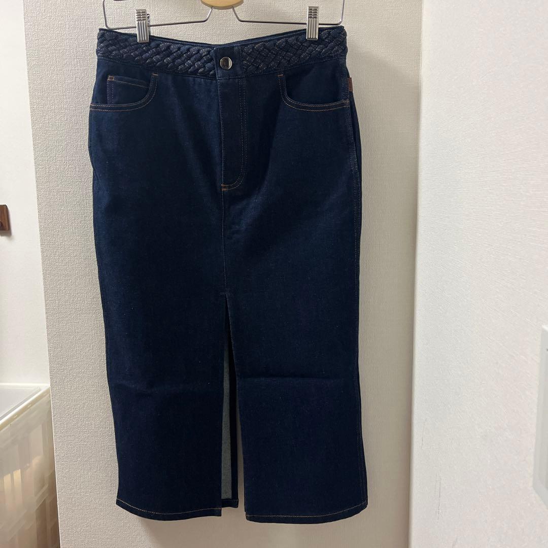 クロエ　スカート