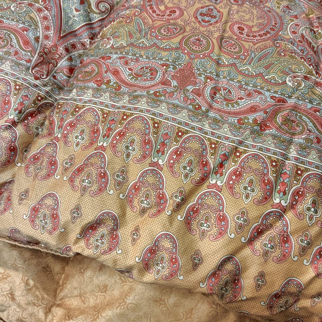 掛け布団　布団　ベージュ　ペイズリー　西川　羽毛　ハンガリー　ダウン　高級　綿