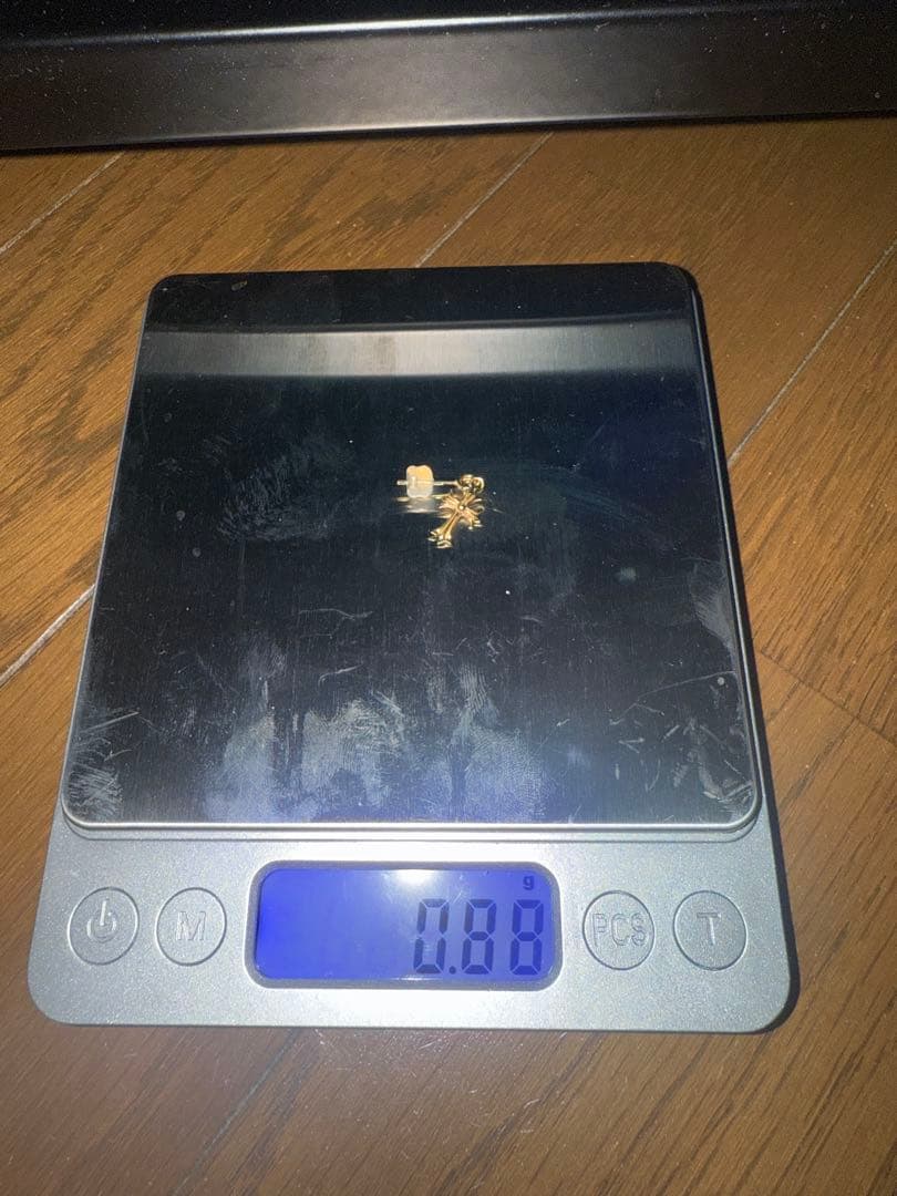 K18イエローゴールド　ピアス