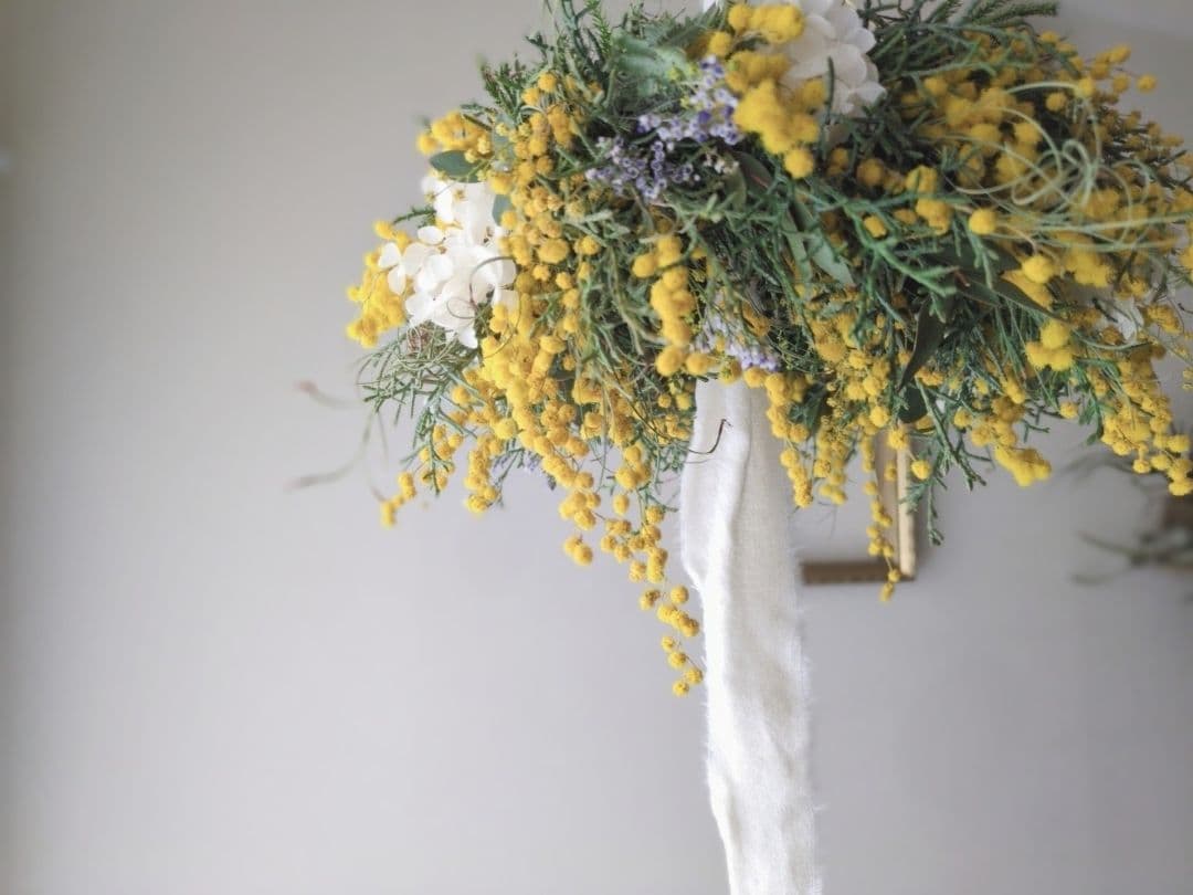 ミモザのフライングリース　春待ちリース