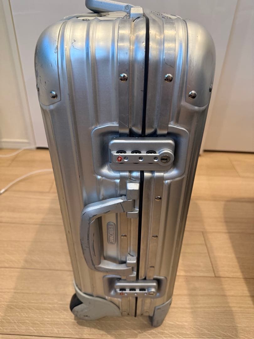 Rimowa リモワLufthansa アルミキャリーケース 32リットル