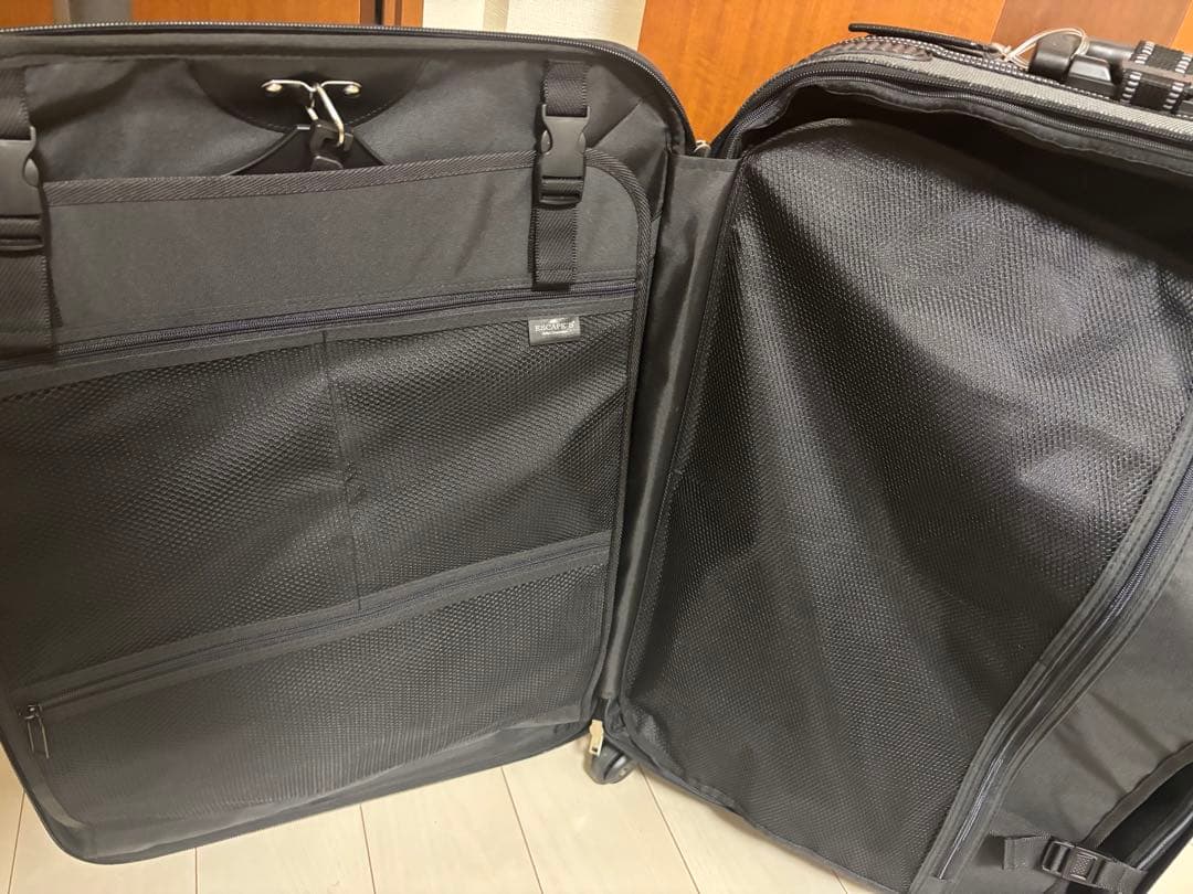 シフレ エスケープ★ソフトスーツケース／キャリーバッグ