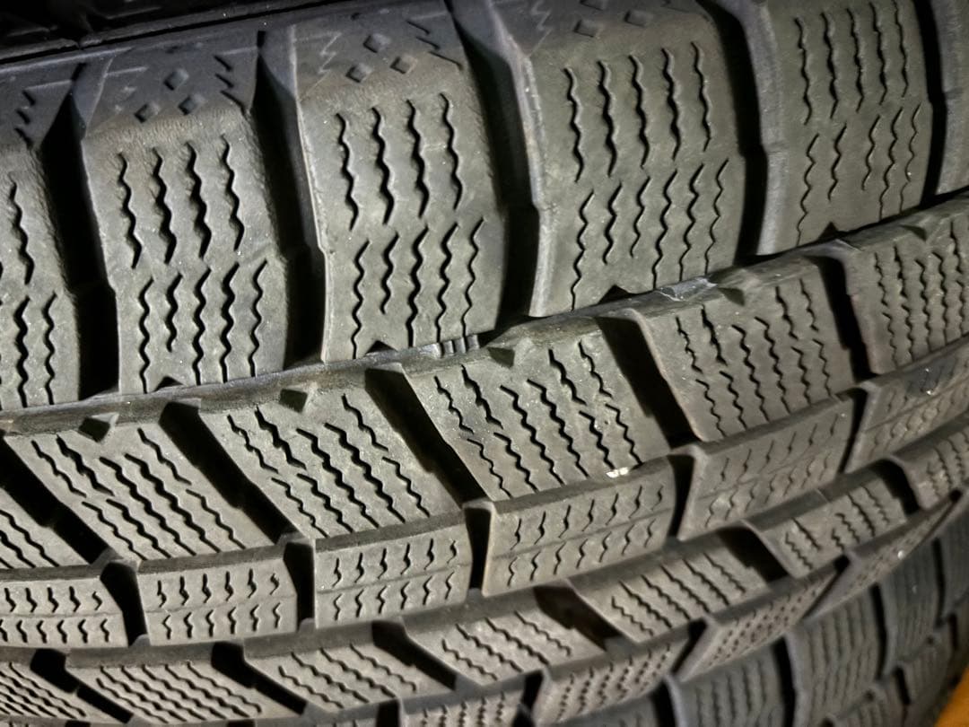 スタッドレスタイヤ　185/65R15 ノーストレックN5 4本セット