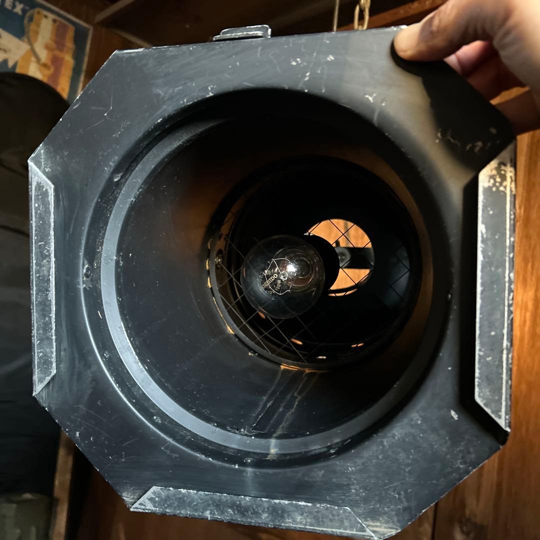 インダストリアル　ビンテージ　ランプ　1118