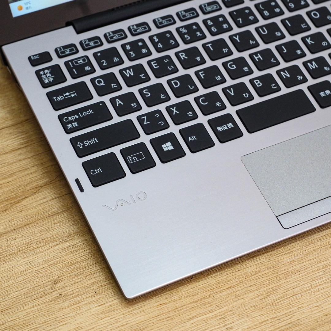 Sony VAIO Pro PA、LTE、タッチパネル、256GB SSD