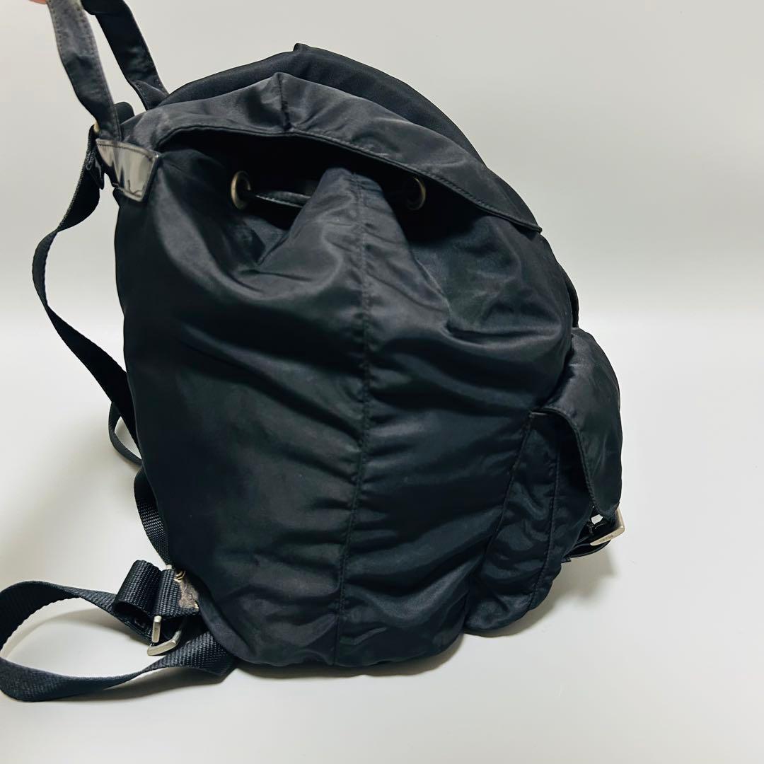 美品PRADA プラダ 巾着型 リュックサック デイパック レディースブラック