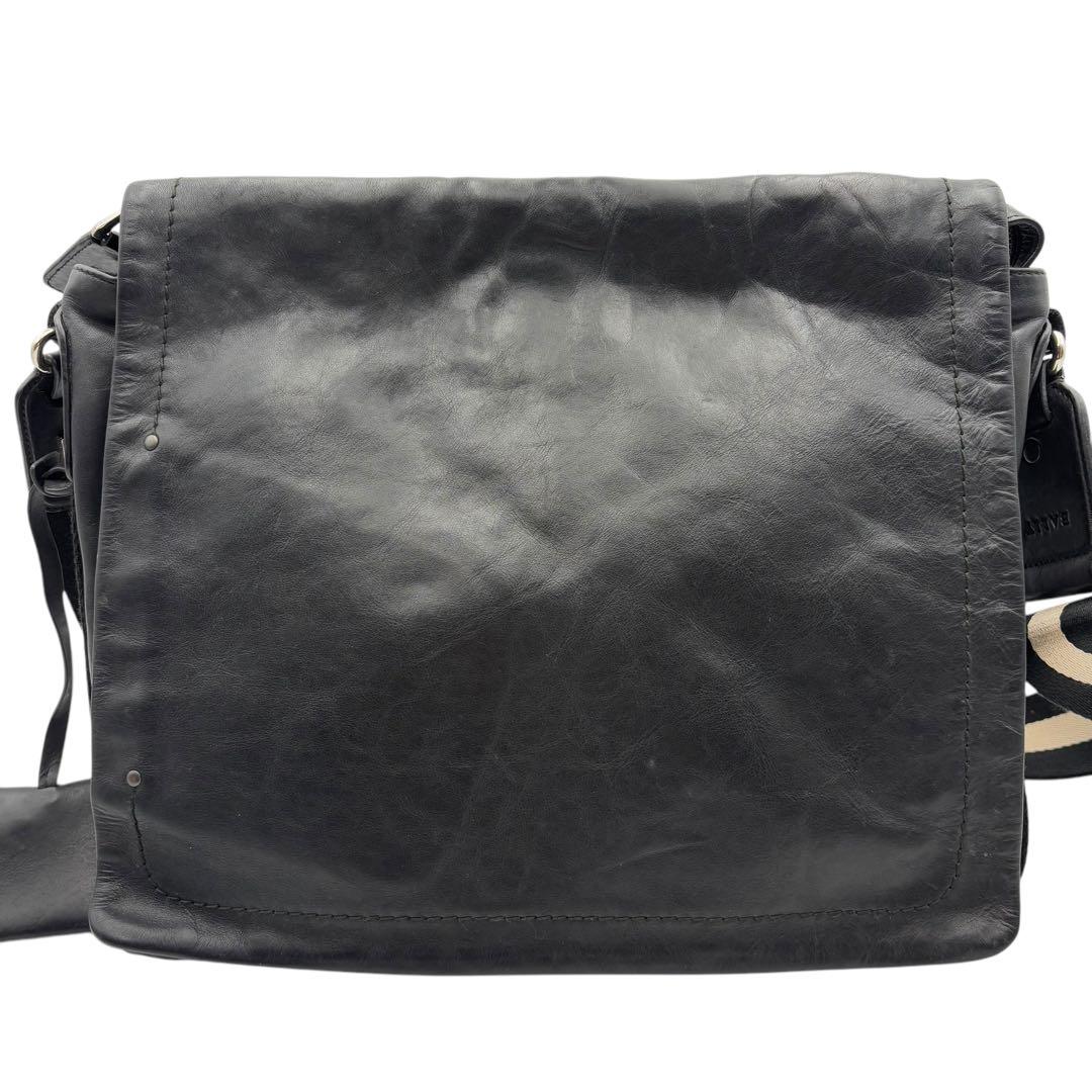 BALLY バリー メッセンジャーバッグ メンズ レザー 大容量 シンプル c7