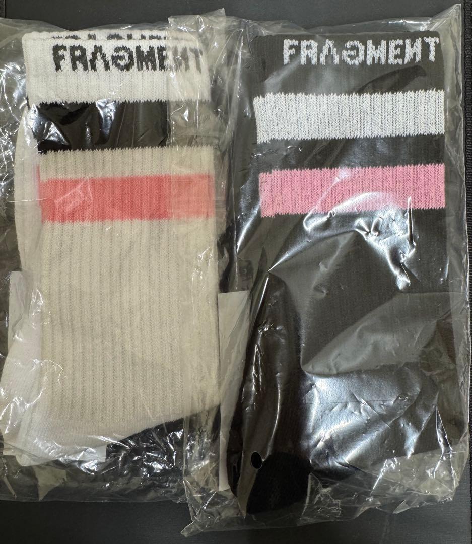 BLACKPINK　FRAGMENTソックス　2個セット ホワイト　ブラック