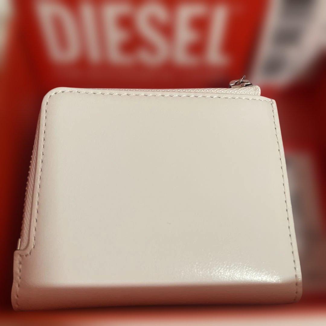新品 DIESEL ホワイト 二つ折り 財布 カードケース ケース
