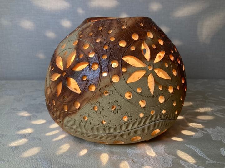 陶器　室内照明　ライト　ランプ　作家物　直径約20.0cm×高さ約16.0cm