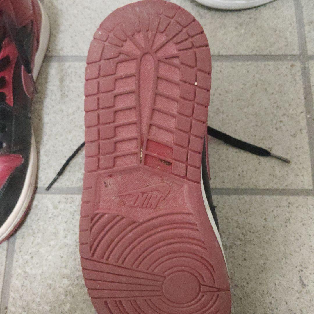 Nike Air Jordan 1 赤/黒 ハイカット