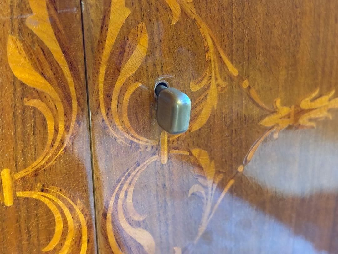 イタリア製　象嵌　猫脚　サイドボード　キャビネット　両開き　チェスト　ygz