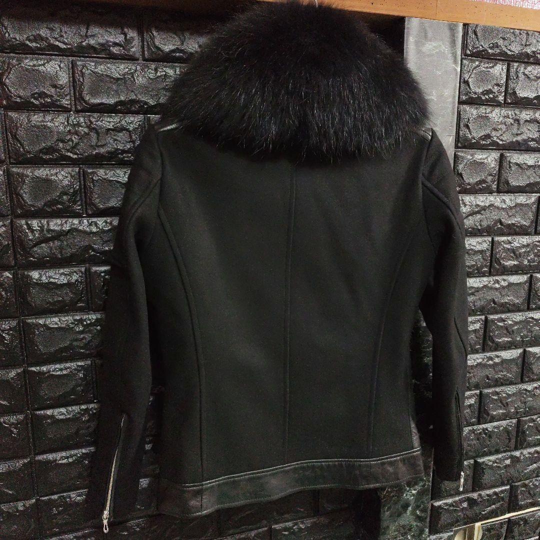 よ　美品５３５１プールオム 羊革×ラビットファージャケットラクーンファーＭ