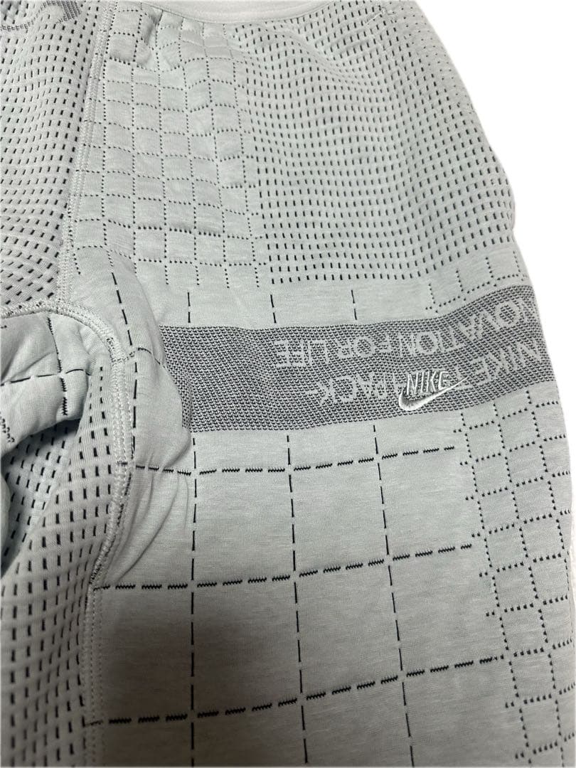【レア】【新品】ナイキ　サーマ フィット　上下 M