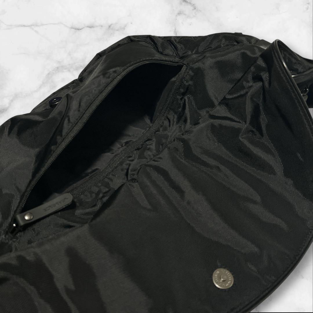 【激レア オニツカタイガー メッセンジャー　刺繍】ボディバッグ 虎 良品