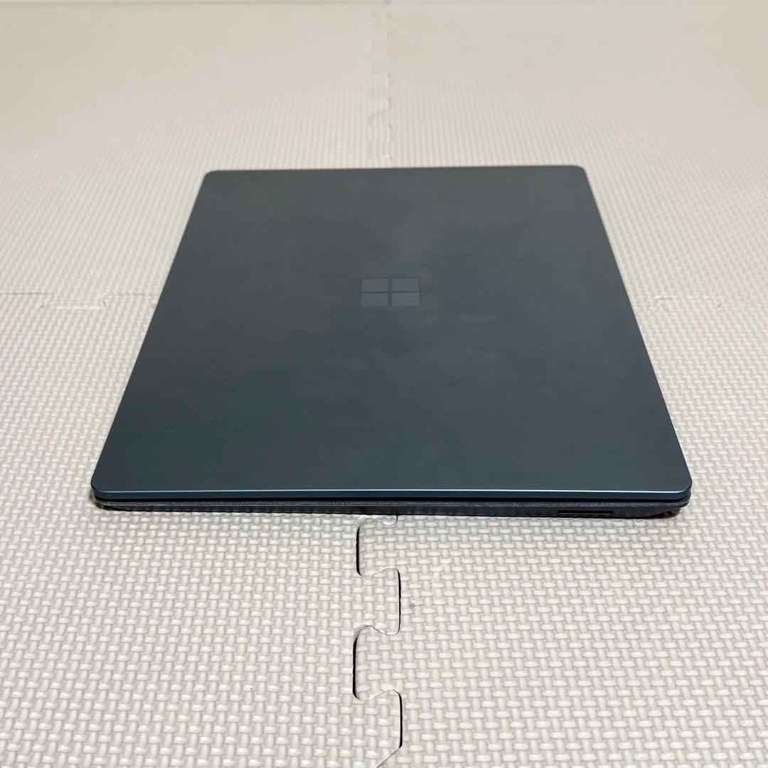 【タッチパネル】Surface Laptop 2【第8世代i5/8G/256G】