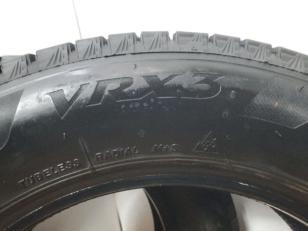 175/65R15 スタッドレス ブリヂストン VRX3