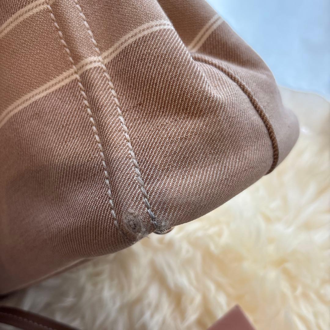 わんわん　miumiu ジャガードロゴデニムトート　カナパ