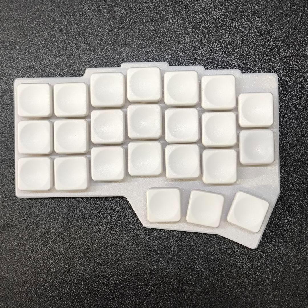 【ゆこま】46キー自作キーボード 無線化 完成品　ロープロファイル
