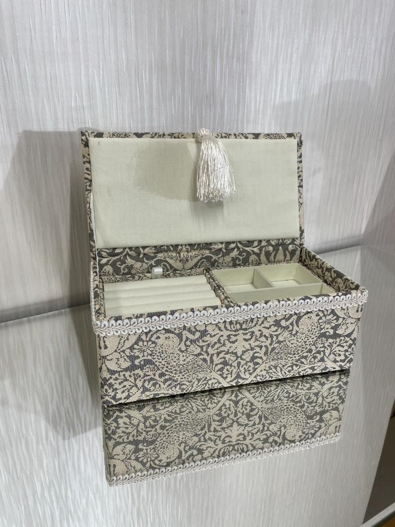 ジュエリーボックス 小物入れ 宝石箱 ジェニファーテイラー ウィリアムモリス