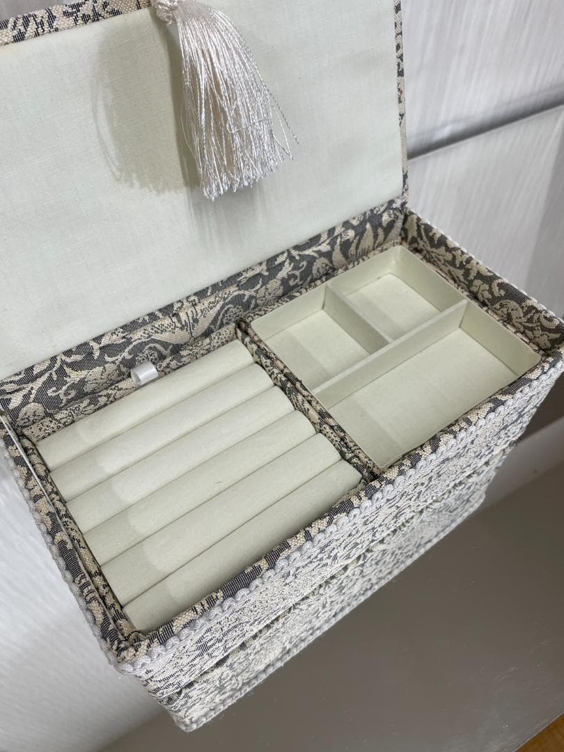 ジュエリーボックス 小物入れ 宝石箱 ジェニファーテイラー ウィリアムモリス