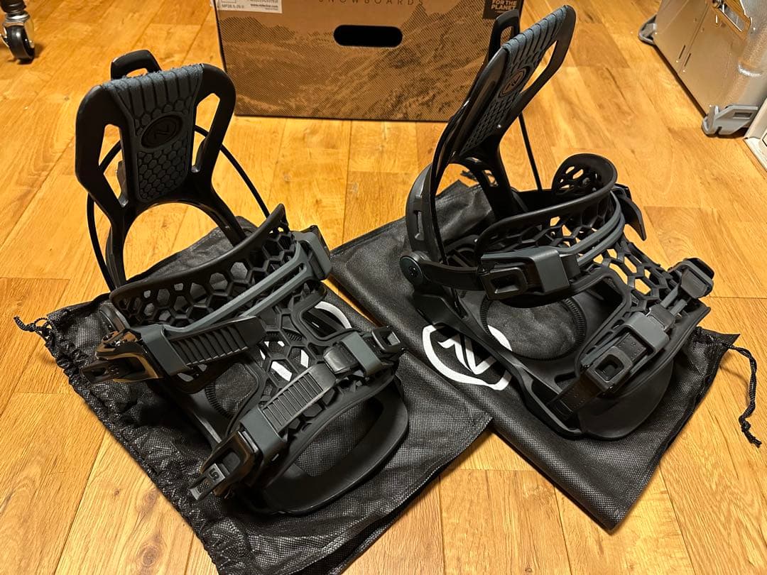 スノーボード NIDECKER / Flow Phenix 2025