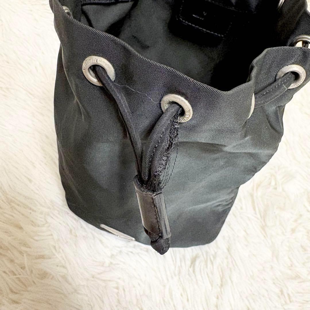 PRADA プラダ 巾着　白タグ　ポーチ バニティ 三角ロゴ　テスート　ナイロン