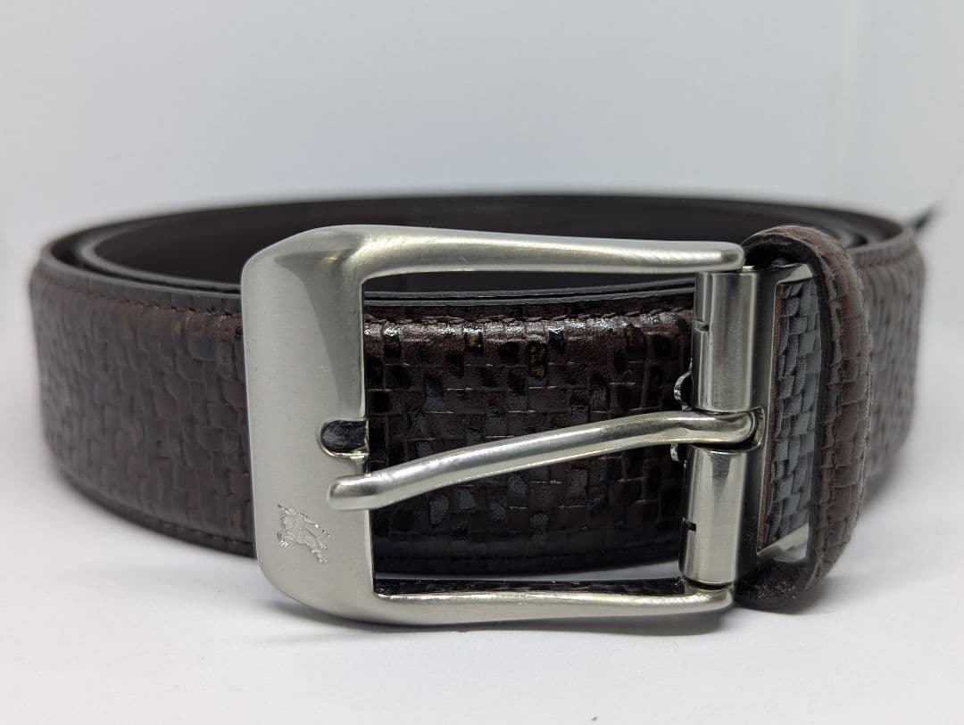 BURBERRY　未使用　ベルト　メンズ　ブラウン　編み込み風　クリスマス