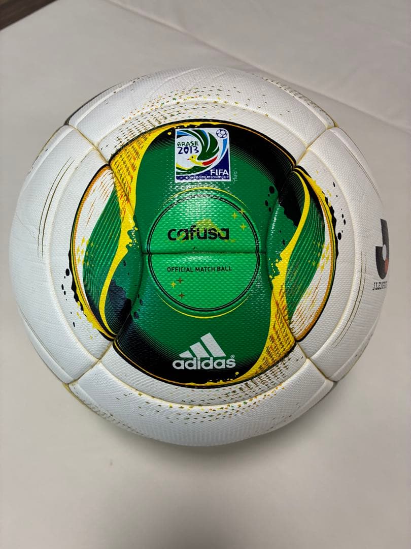 ラスト値下げ‼️超レア‼️【サッカーボール 2013W杯公式試合球】