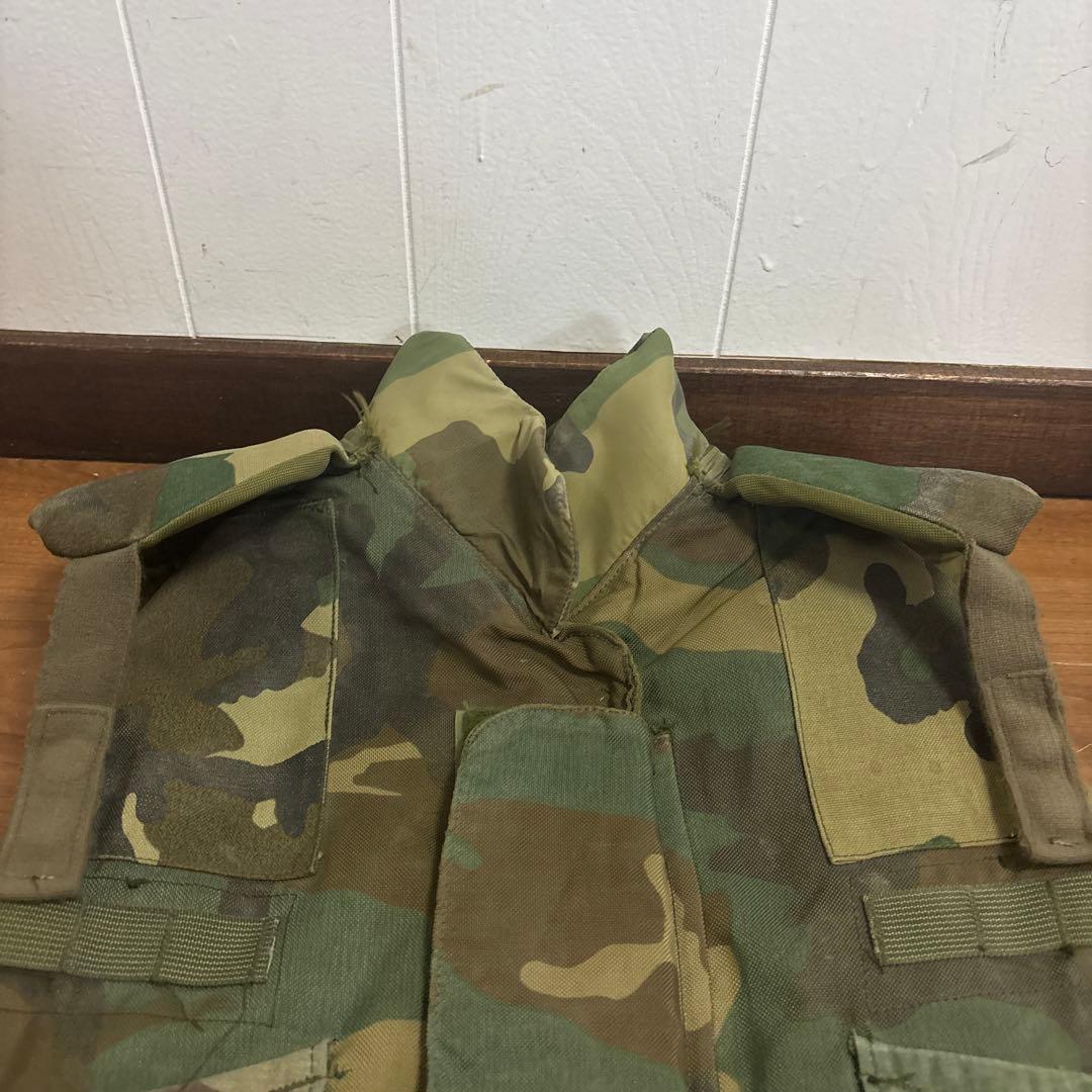 米軍　実物　PASGT BODY ARMOR サイズMEDIUM 送料無料