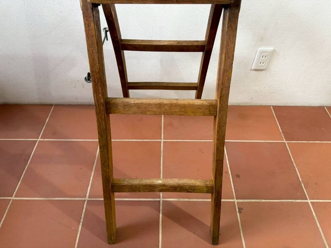 1092 ビンテージ　古い木のステップラダー　脚立　梯子　飾り棚　古家具　レトロ
