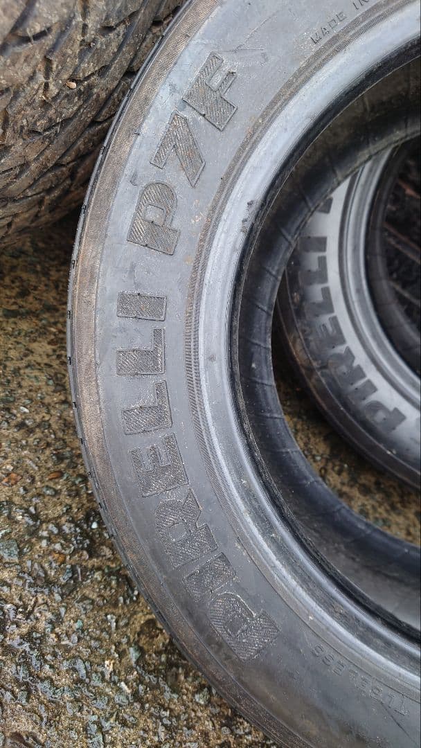 205/55R14 ピレリー　旧車　引張