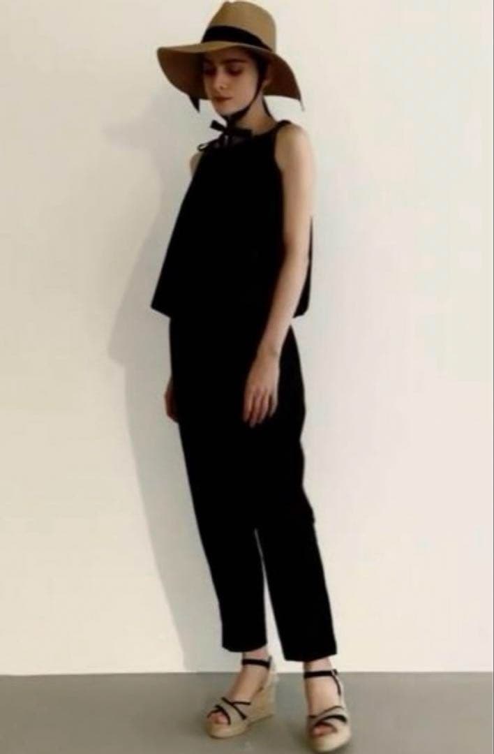 極美品　yori gypsohila ドライサロペット 黒　36