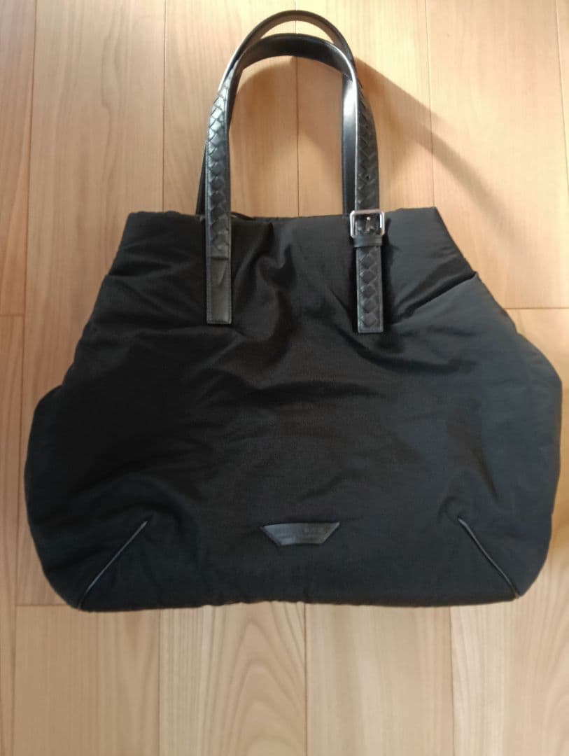 一度使用【定価30万円】BOTTEGA VENETA トートバック人と被らない！