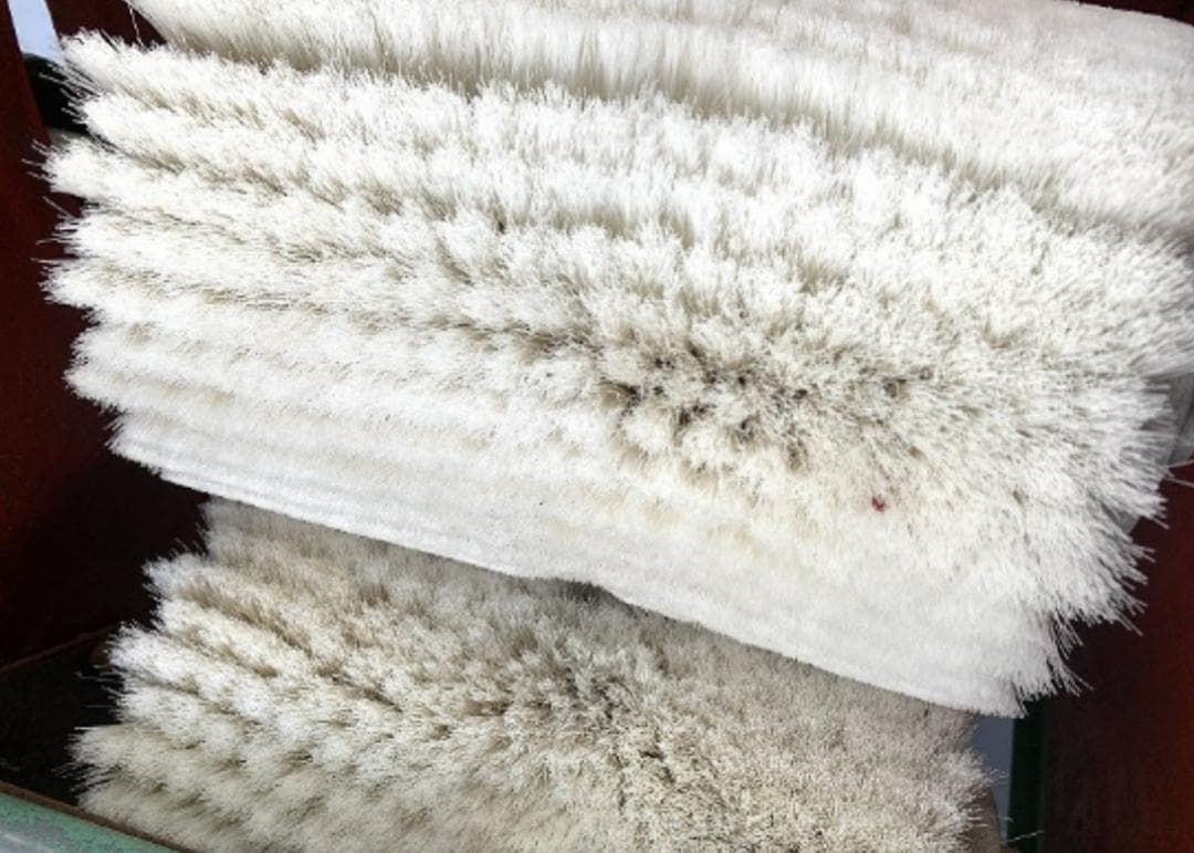 野菜洗浄機 根菜洗い機 ブラシ幅27cm キャスター付き 100V 農業農機具