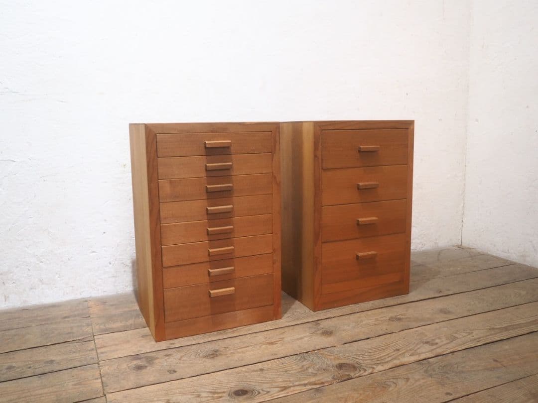 1243 ①10kg 重厚な無垢材の収納棚　袖机　引き出し　チェスト　テーブル