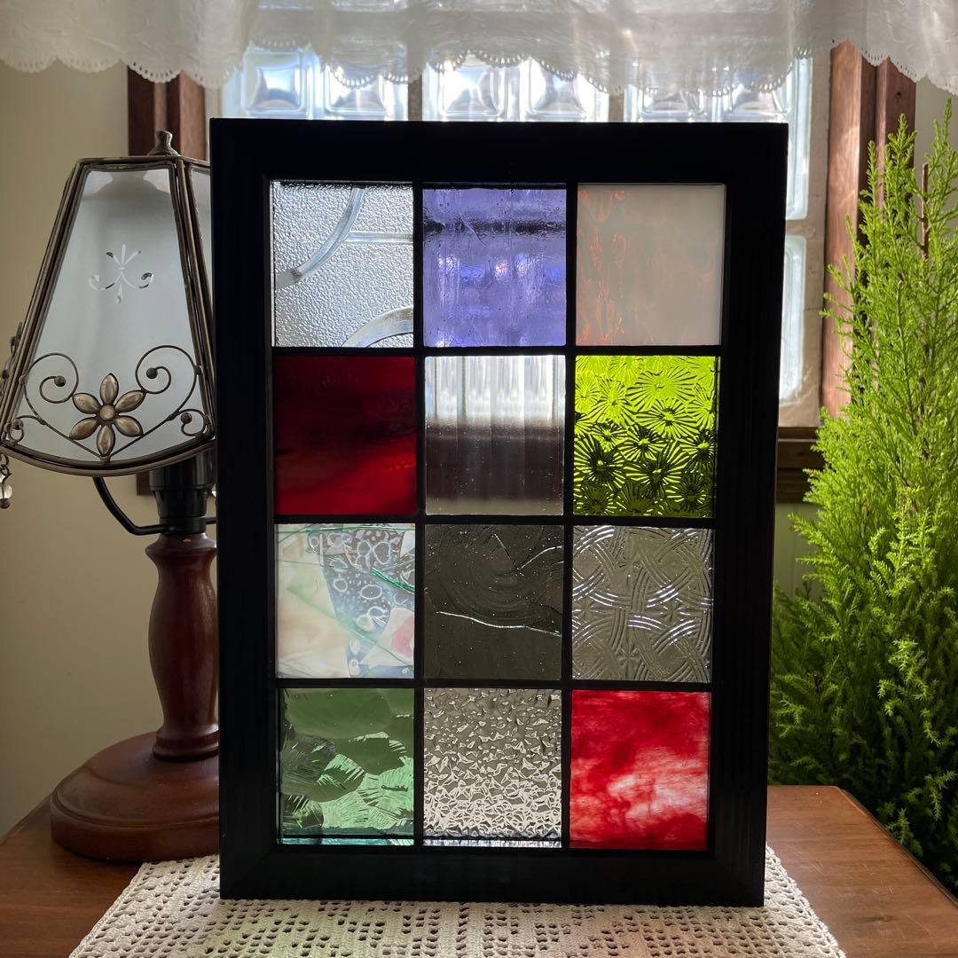 ステンドグラス　パネル　大正ロマン　和モダン　格子戸
